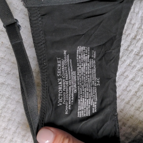Victoria Secret Bra - Picture 4 of 6